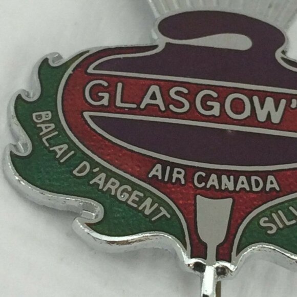 Vintage Air Canada Glasgow 1985 Silver Broom World Curling Championship Pin - Picture 4 of 12